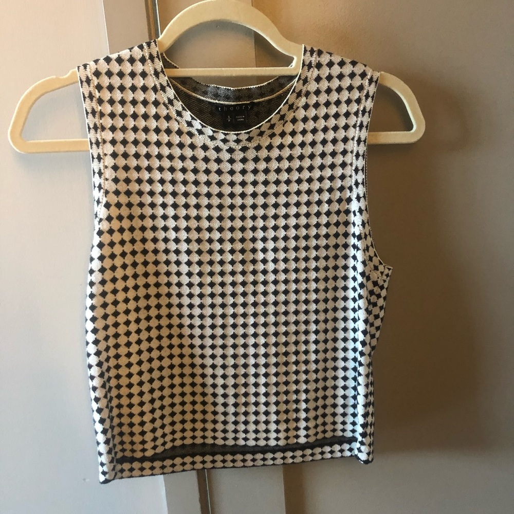 Theory black and white sweater vest